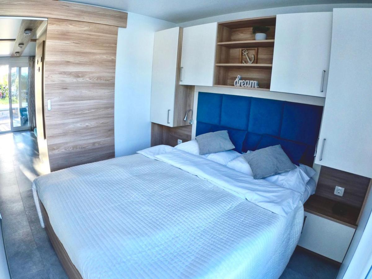 Bonita Houseboat Apartment Portorose Zewnętrze zdjęcie